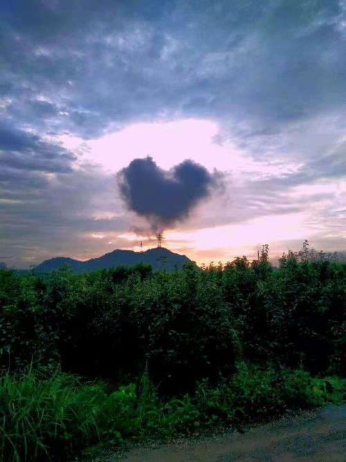 中秋节写给老师的贺卡范文(中秋祝福老师短信)